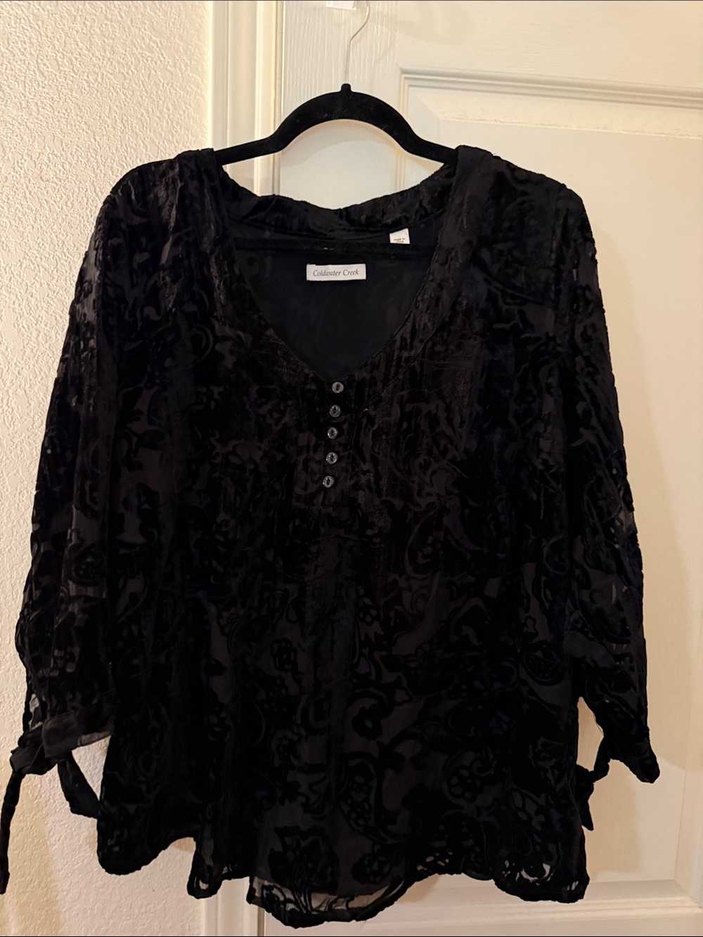 Coldwater Creek Black Velvet Burnout V-Neck Women's Top Size 2x